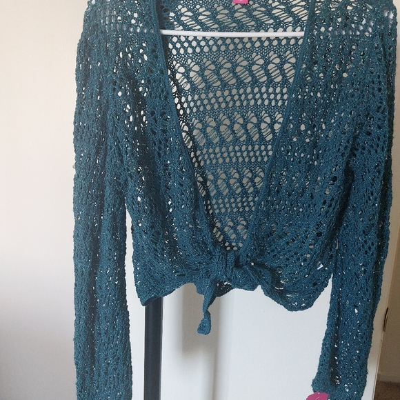 small jacket - Picture 3 of 3